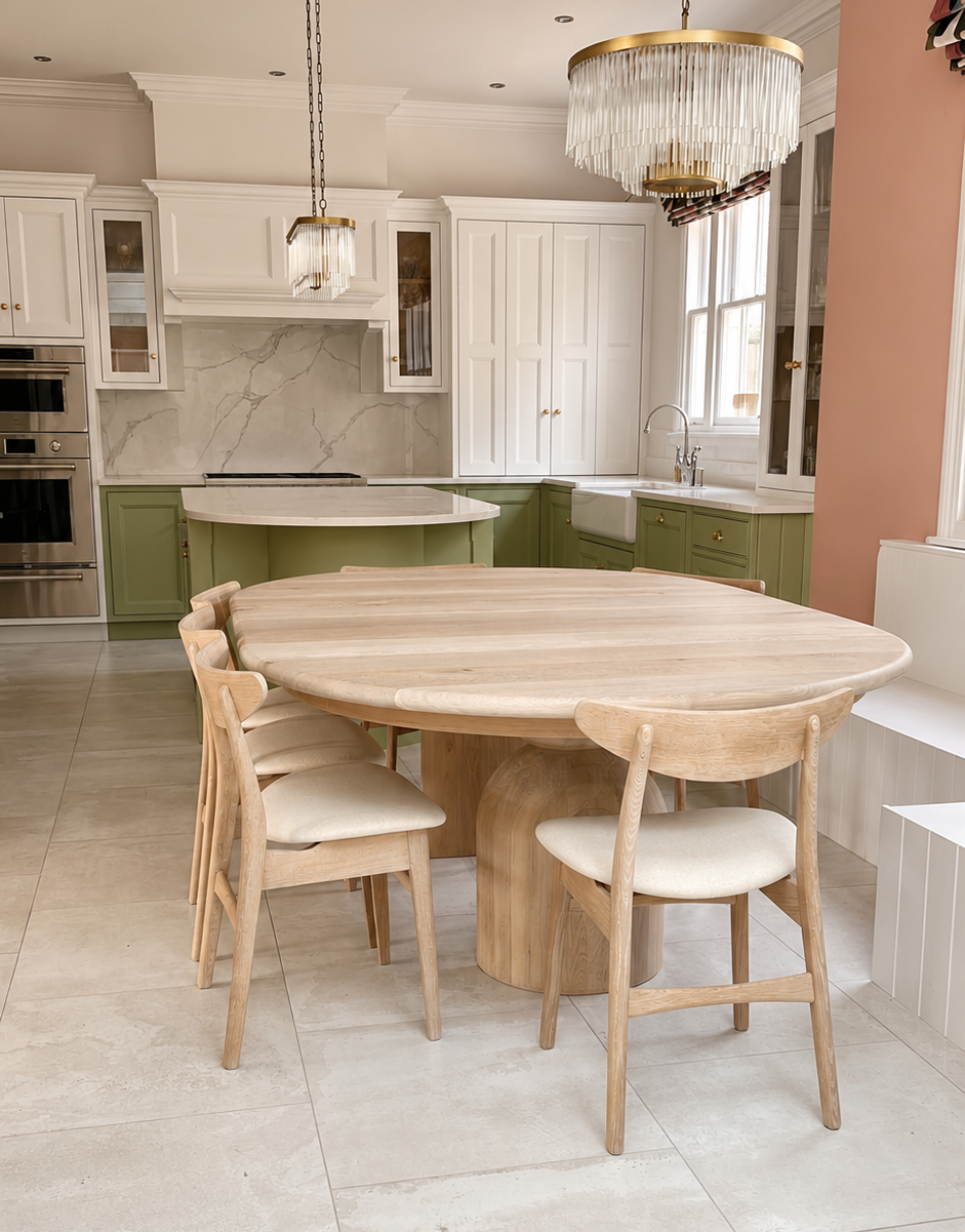 Loulou Extendable Round Oak Dining Table